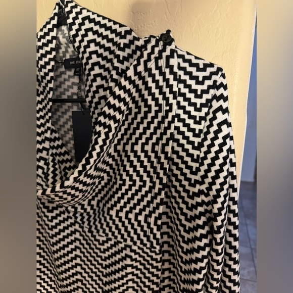 The Limited chevron convertible tunic oversized cardigan size Medium NWT - Picture 5 of 10